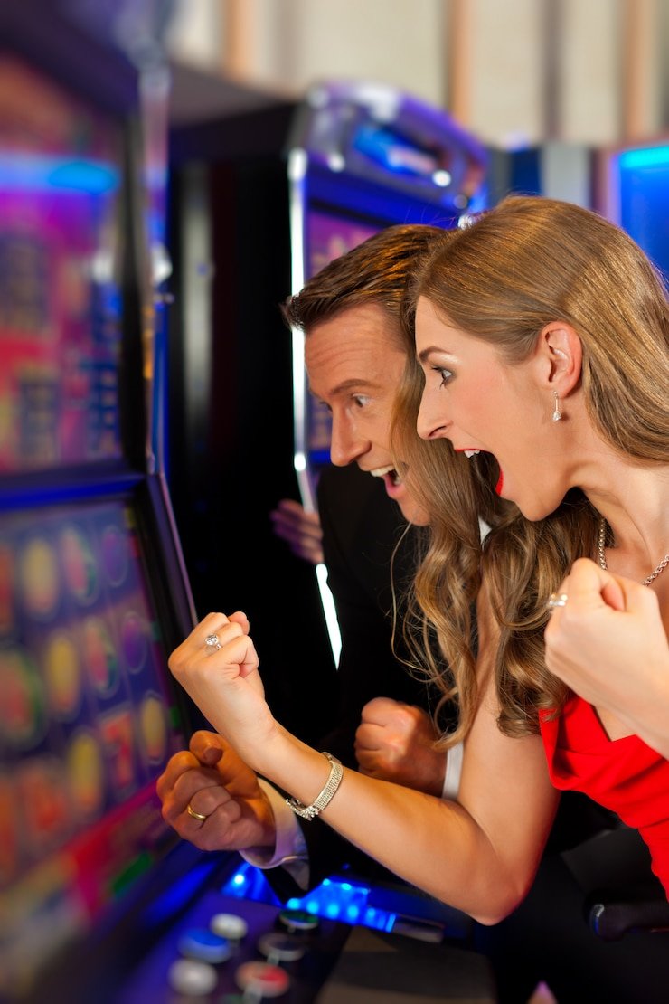 Filipino player browsing the latest promotions and active deals on 5280 platform